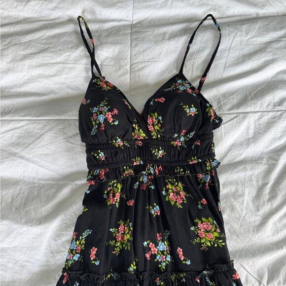 No Boundaries Black Floral Tiered Sundress – Women’s XXS Adjustable Straps - Picture 2 of 11
